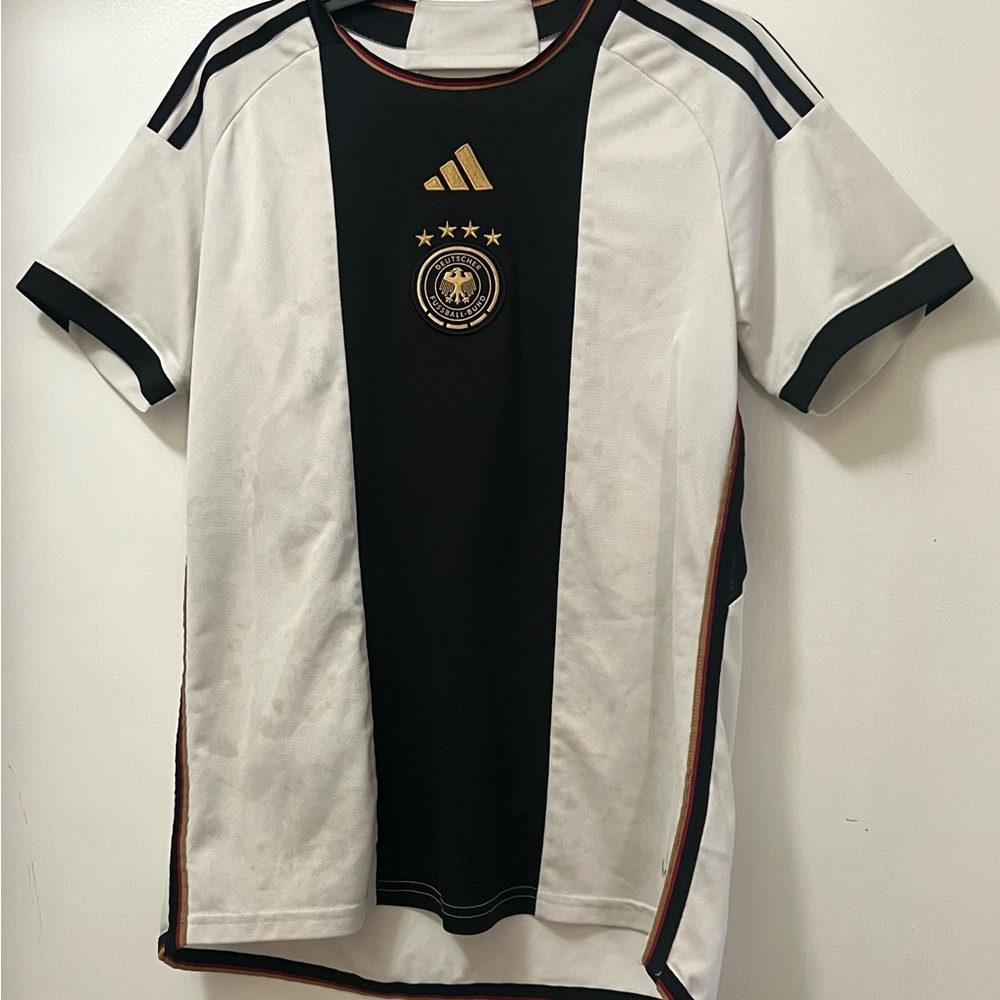 Adidas Germany 2022-2023 Home Jersey Qatar World Cup Men’s M - Picture 4 of 8